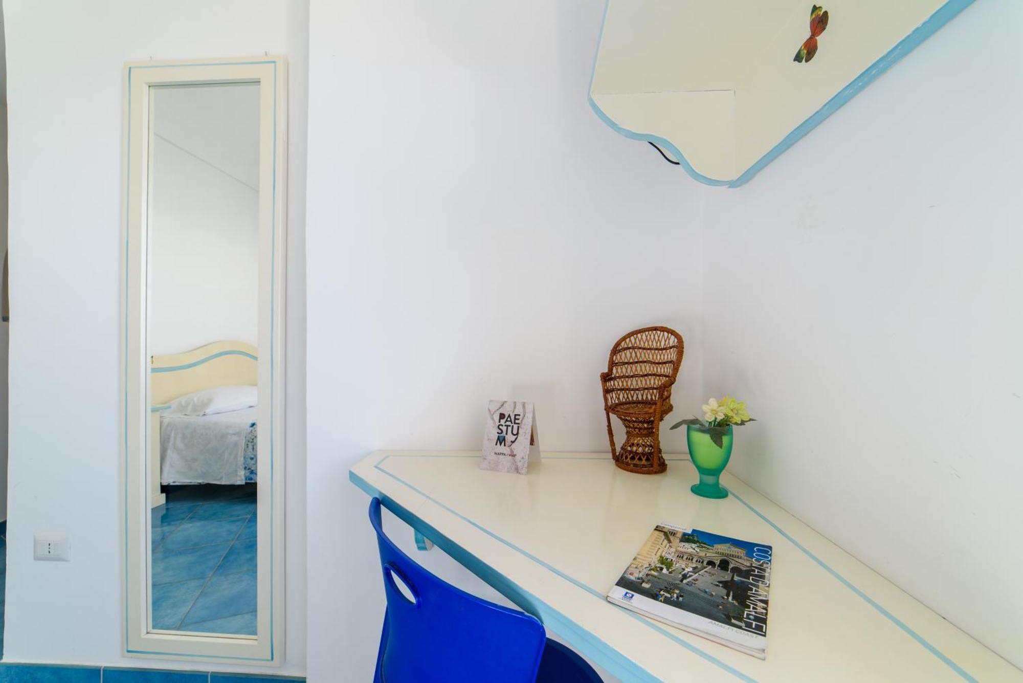 Casa Vacanze La Rosa Del Mare Amalfi Exterior photo